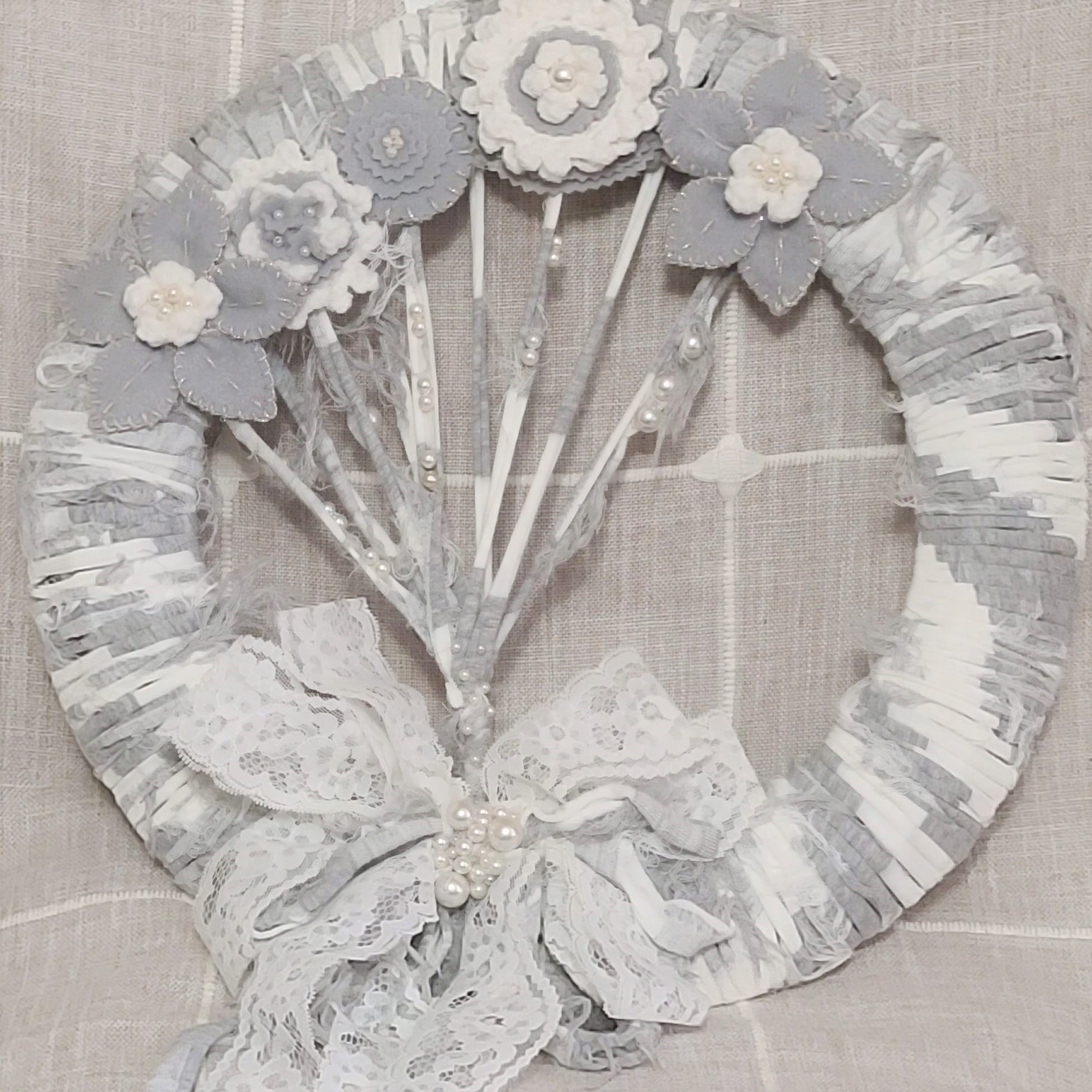 Shabby chic Tree of ife handmade wreath with felt mixed textiles - Click Image to Close
