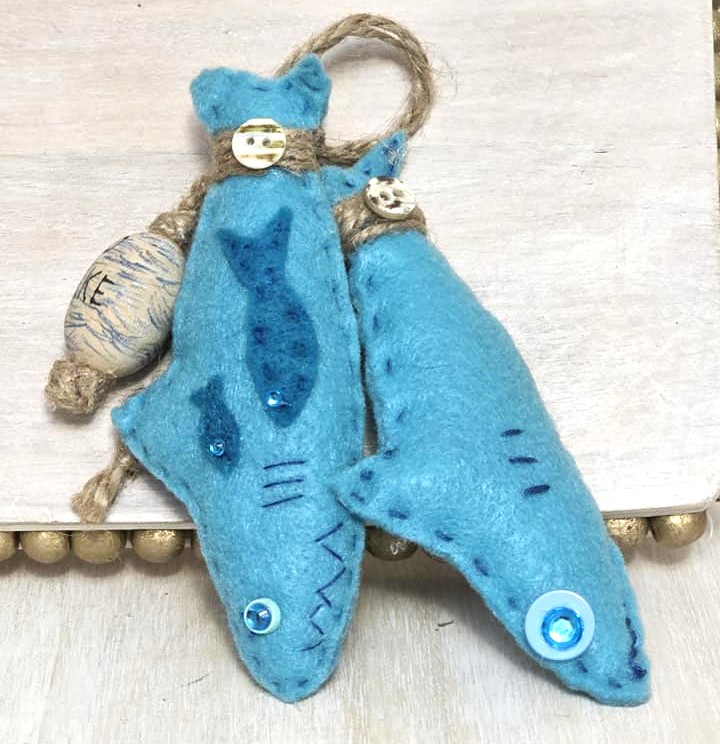 Shark ornament, handmade ornament, felt ornament, coastal decor, marine life ornament - Click Image to Close
