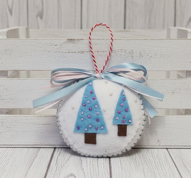 Felt and beaded evergreen trees round ornament -blue and pink