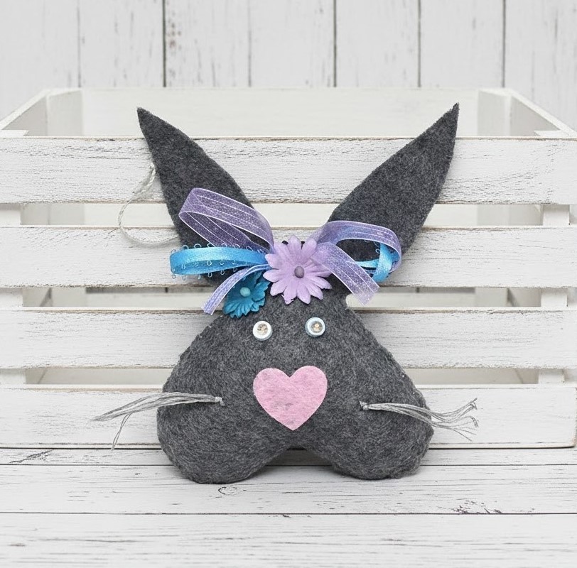 Easter ornament, bunny ornament, handmade ornament, felt bunny, easter, spring decor