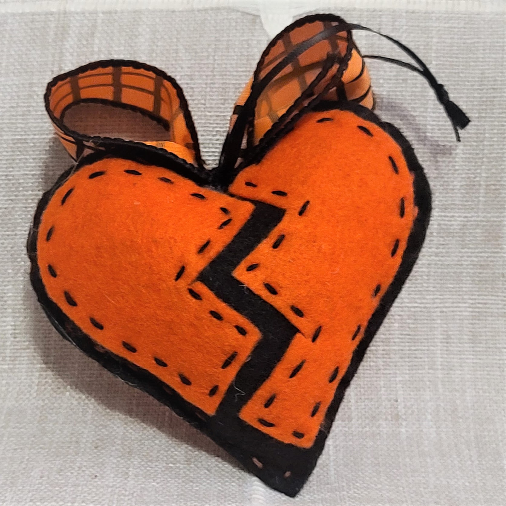 Halloween felt broken heart ornament 2 sided orange and black