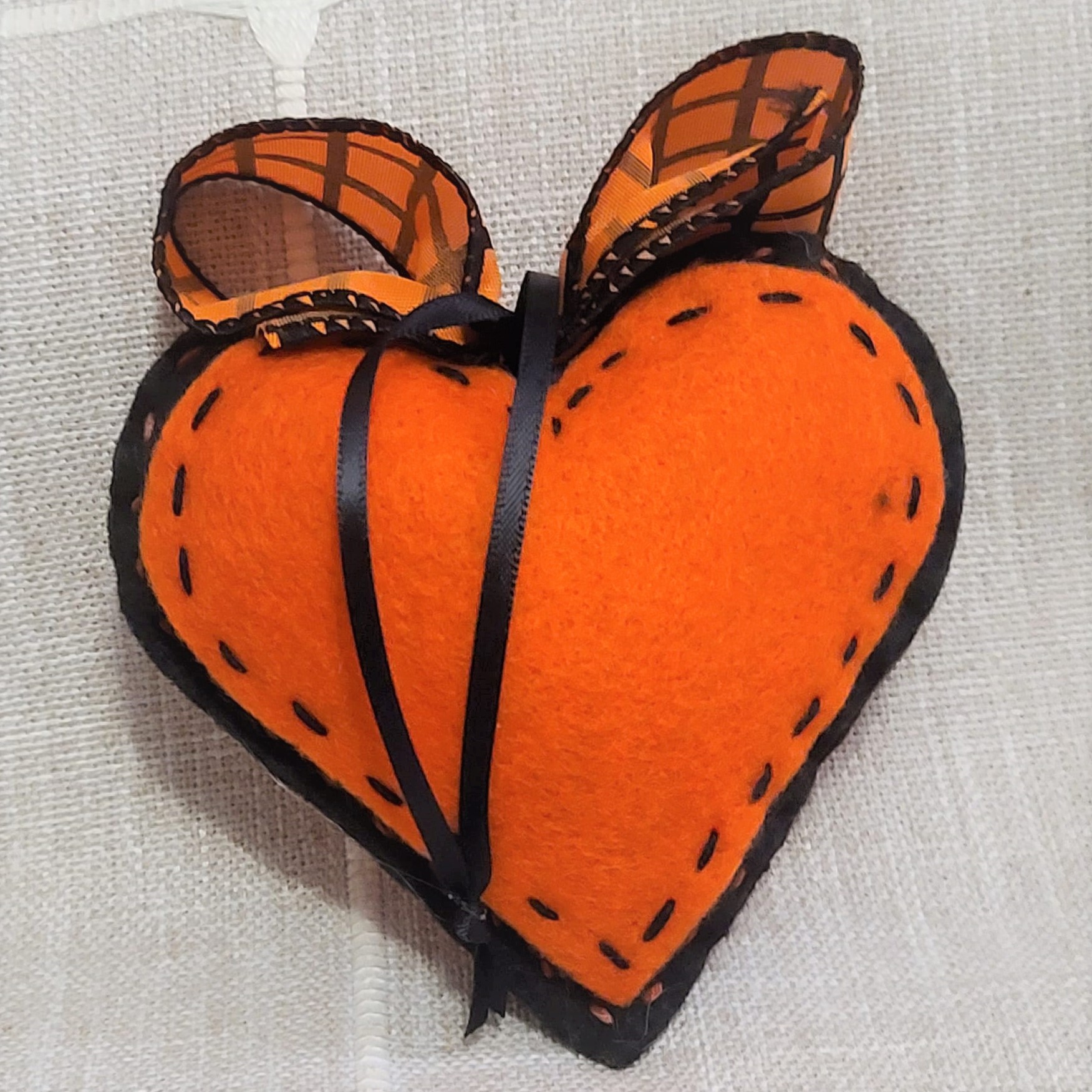 Halloween felt heart in stitches ornament 2 sided orange black