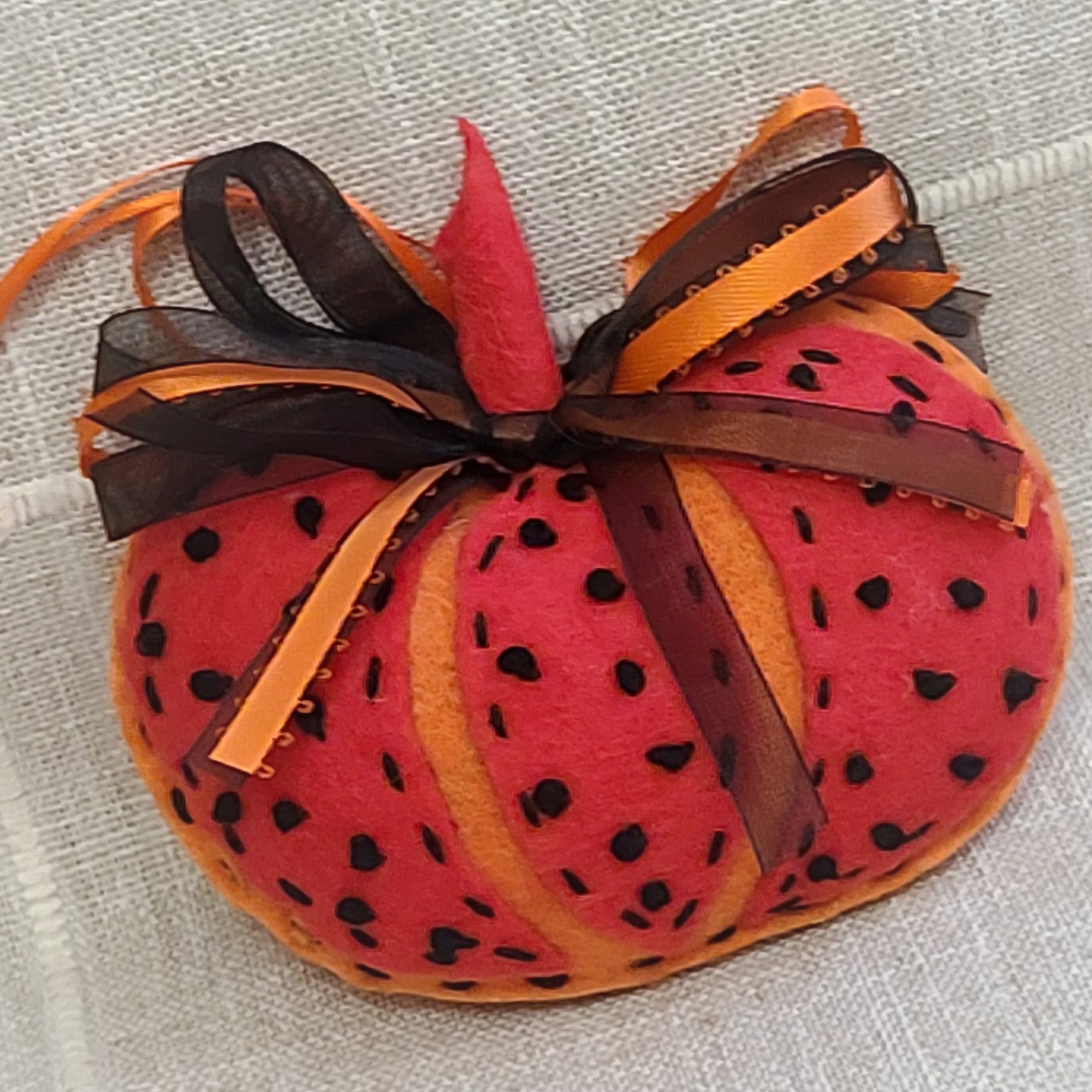 Felt pumpkin ornament - polka dot orange and black