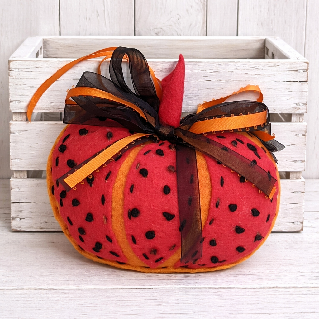 Felt pumpkin ornament - polka dot orange and black