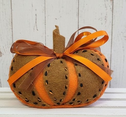 Felt pumpkin ornament - gingerbread and orange color