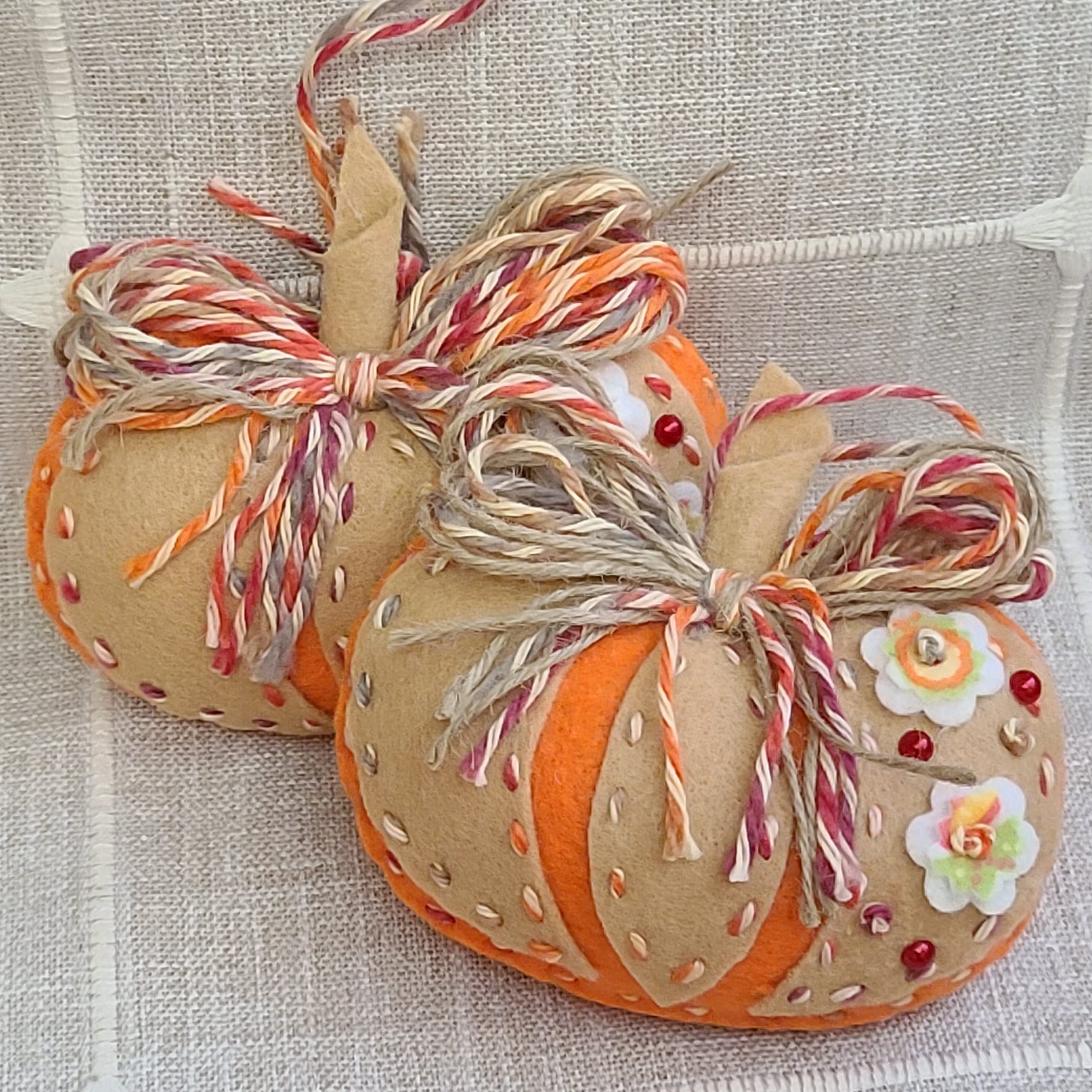 Felt pumpkin ornament - orange & tan w/flowers - Click Image to Close