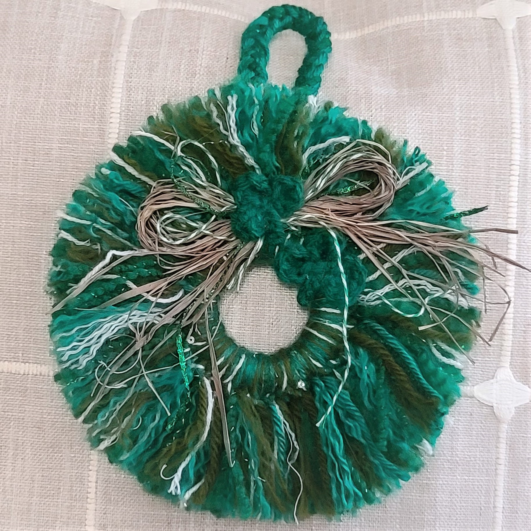 Mini yarn wreath ornament 7" St Patrick's day shamrock - Click Image to Close