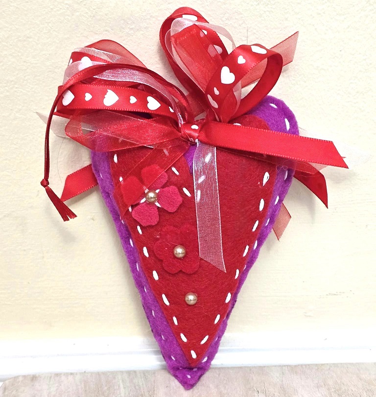 Valentines day oblong large heart red heart/pink flowers - Click Image to Close