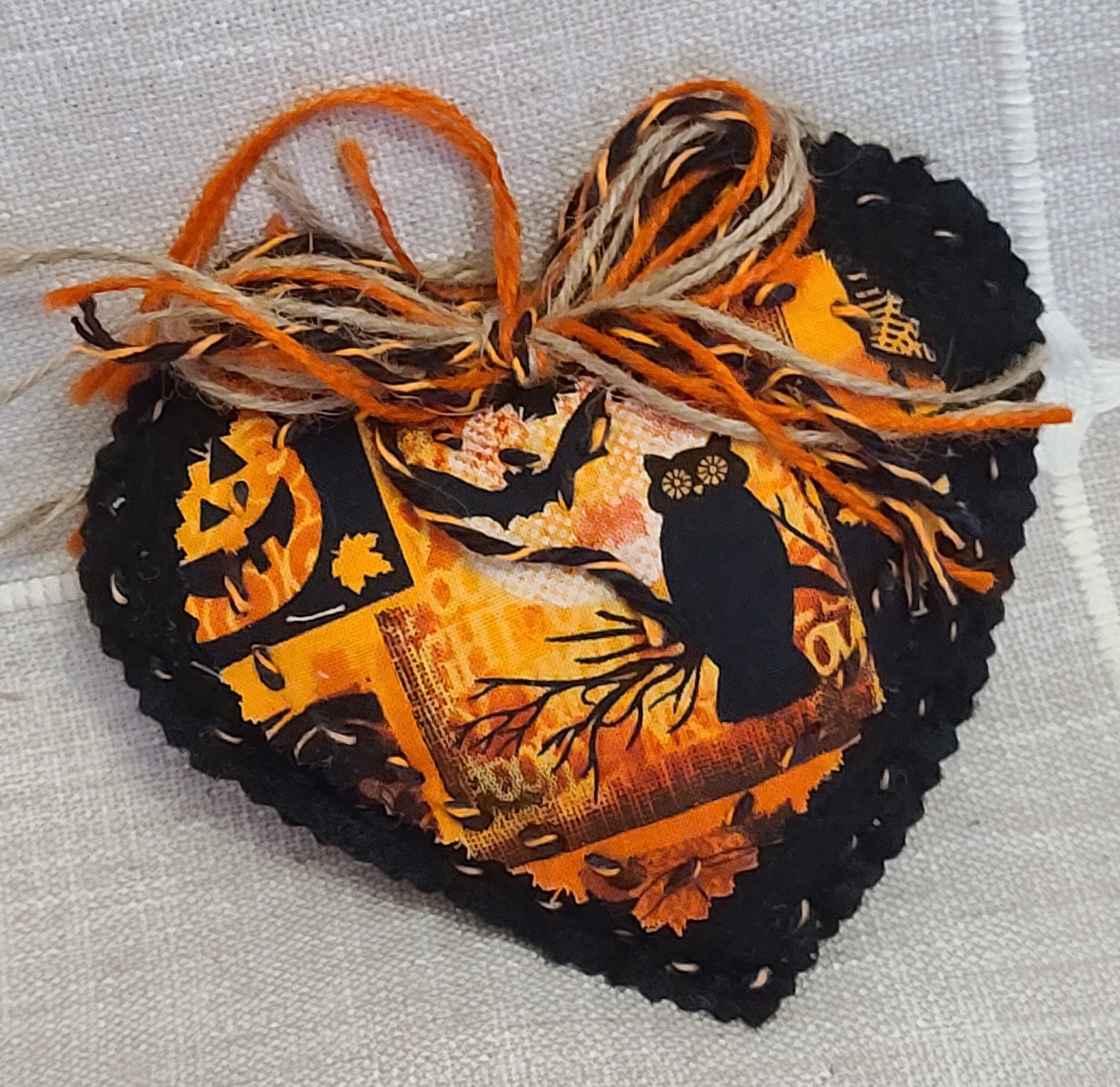 Halloweeen fabric and felt heart ornament - owl