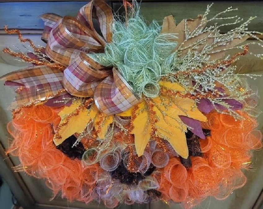 Fall Deco Mesh Pumpkin Wreath with Fall Leaves Large
