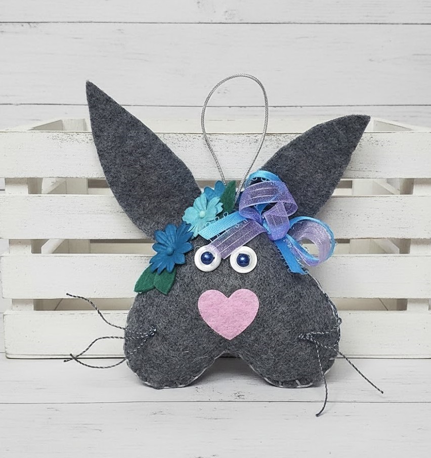 Easter ornament, bunny ornament, handmade ornament, felt bunny, easter, spring decor