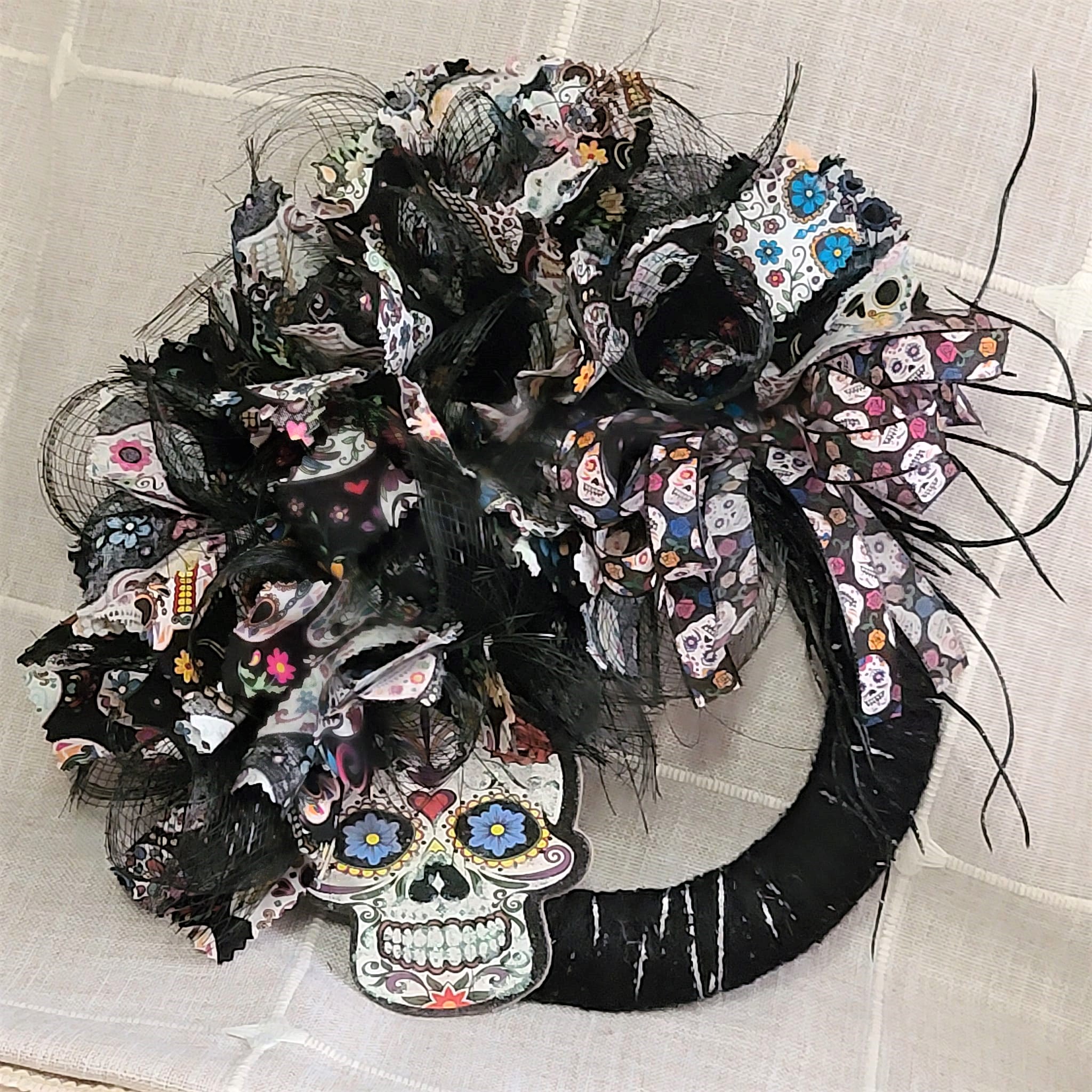 Sugar Skull Day of the Dead halloween mesh wreath