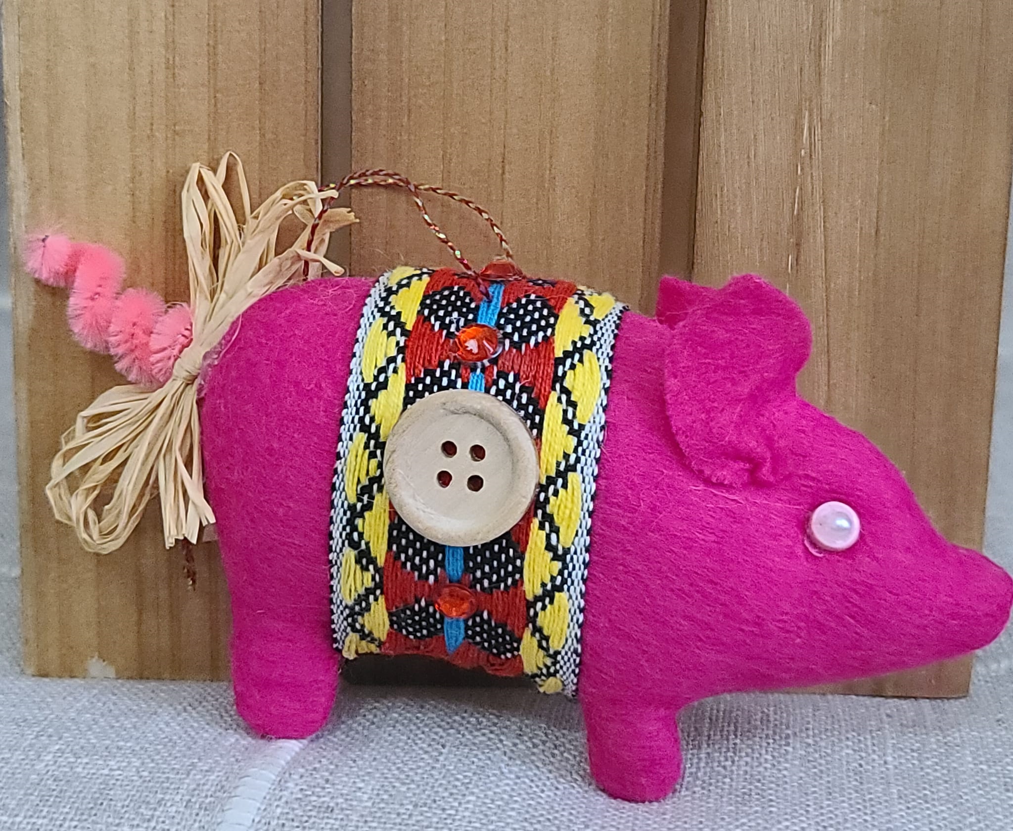 Felt piggie ornament - dark pink