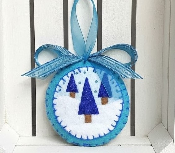 Christmas tree felt ornament
