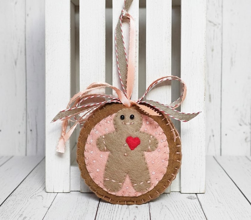 Gingerbread man felt ornament