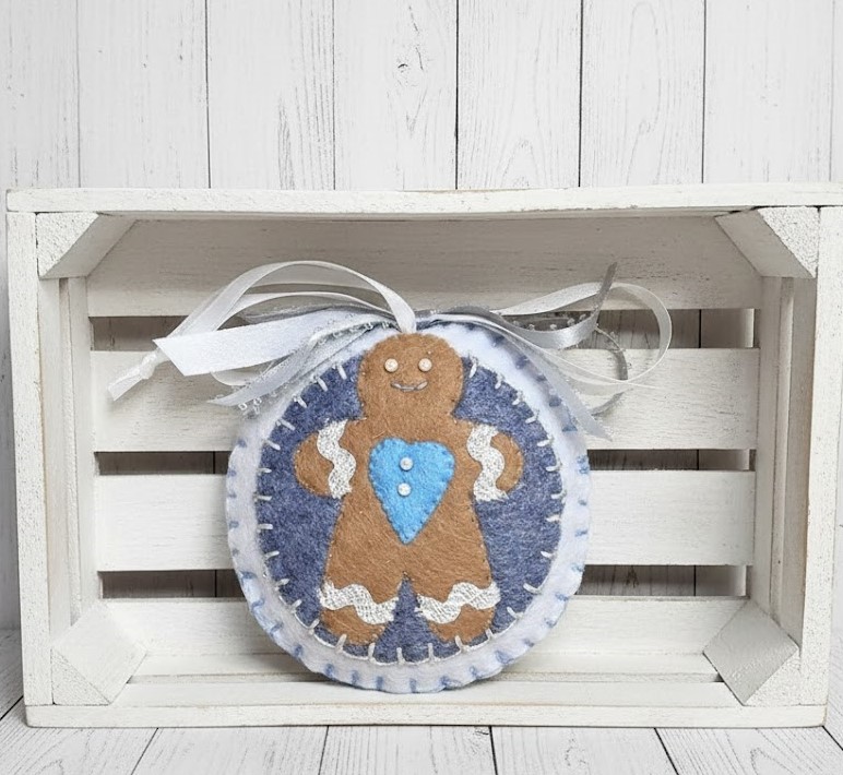 Gingerbread man felt ornament