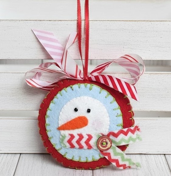 Snowman felt ornament - candycane stripe scarf