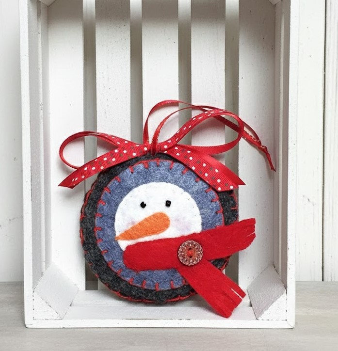 Snowman felt ornament - gray and red scarf