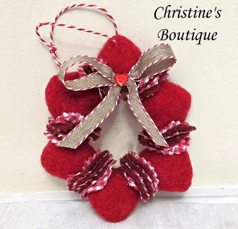 Wreath ornament, Heart shaped wool felted wreath with fabric accents - Click Image to Close
