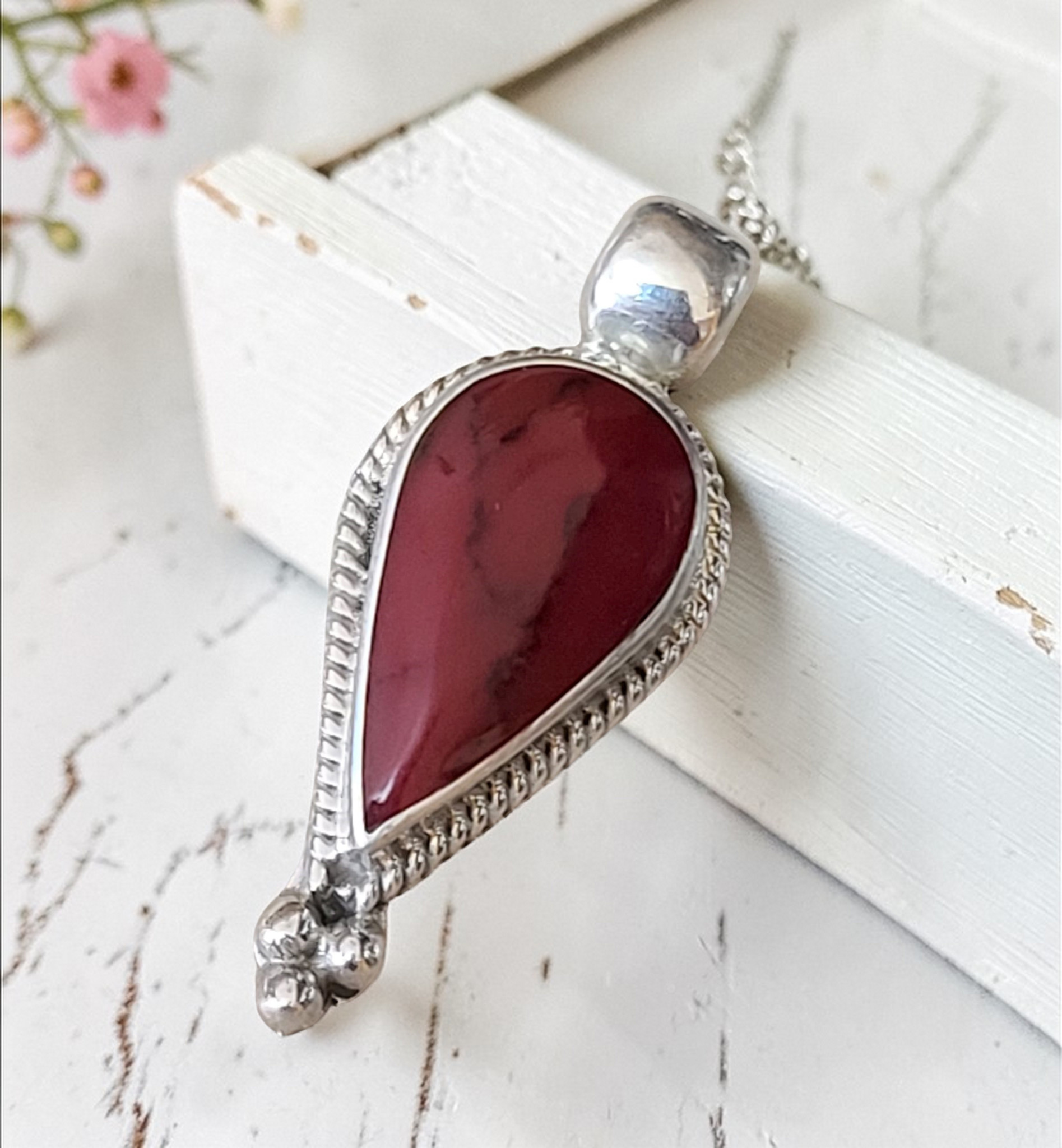 Carnelian Gemstone center signed 925 Sterling Silver Mexico