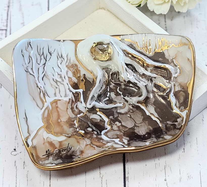 Artsy Vintage Porcelain Brooch Pin Scenic Citrine Stone