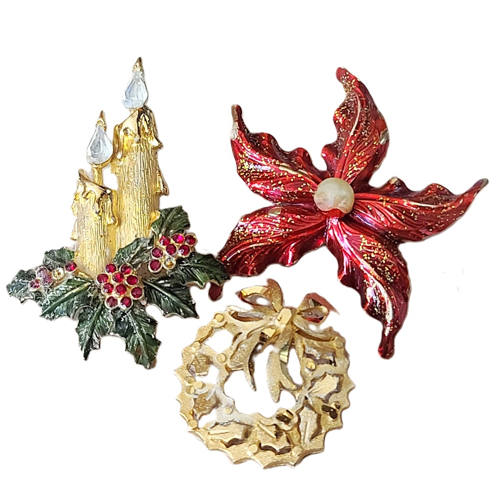 Vintage set of 3 Christmas Pins Pointsettia, Wreath and Candle - Click Image to Close