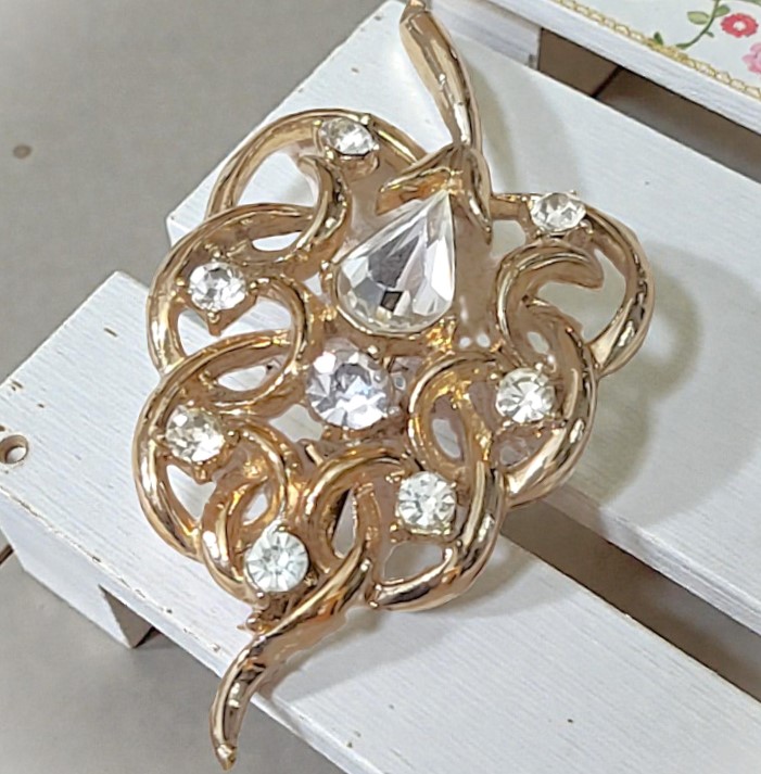Vintage rhinestone pin, white rhinestones, gold leaf shaped pin