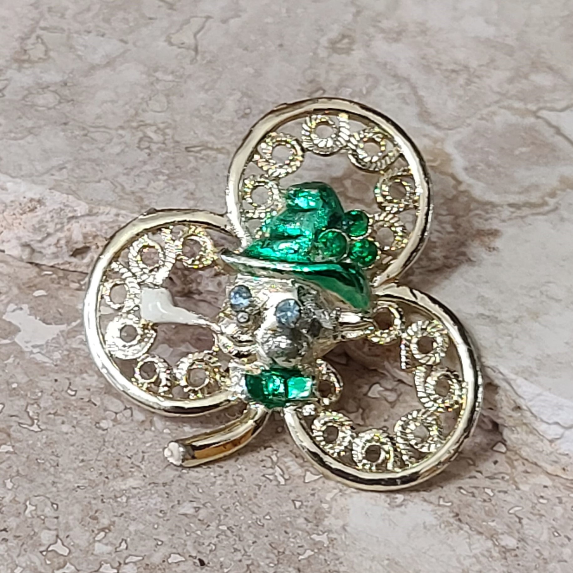 St Patrick's day Irish clover pin - Click Image to Close