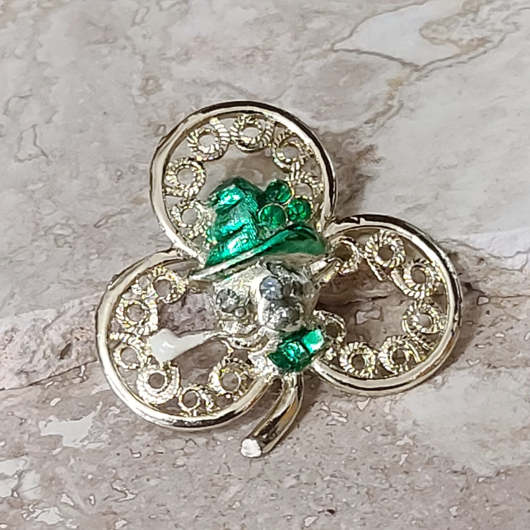 St Patrick's day Irish clover pin