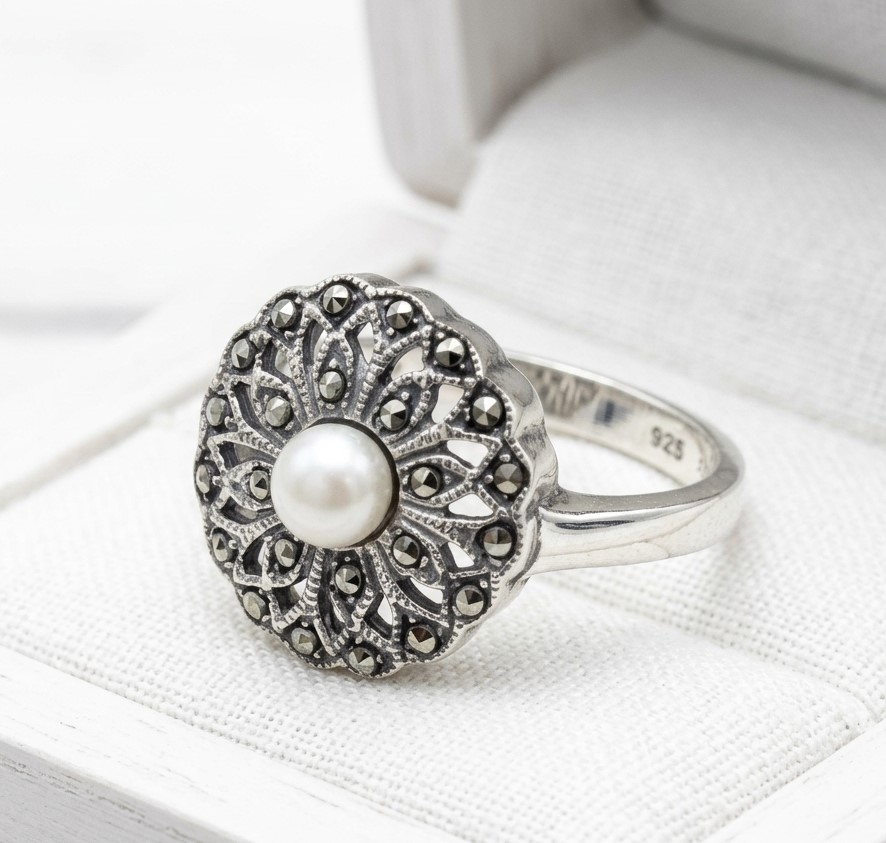 Marcasite Ring with Center Pearl Set in Sterling Silver Size 7
