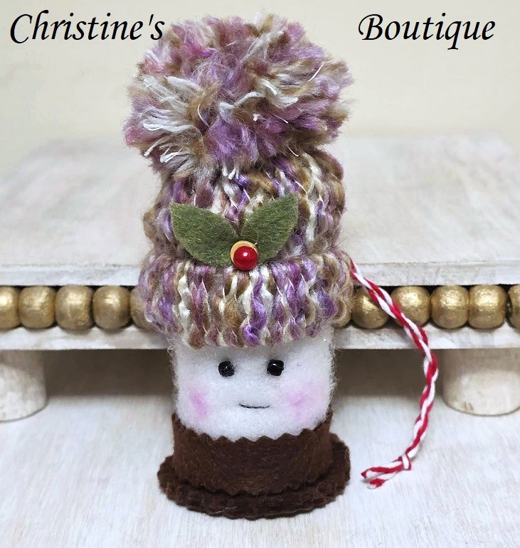 Smores chocolate marshmallow felt ornament - multi color hat - Click Image to Close